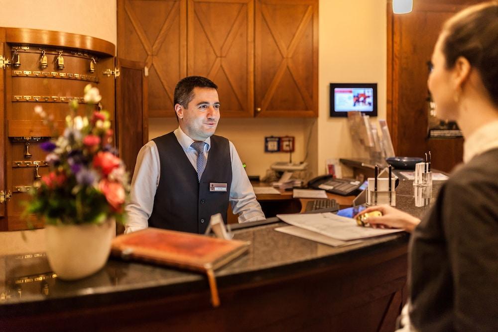 Martas Hotel Berlin-Mitte Екстериор снимка