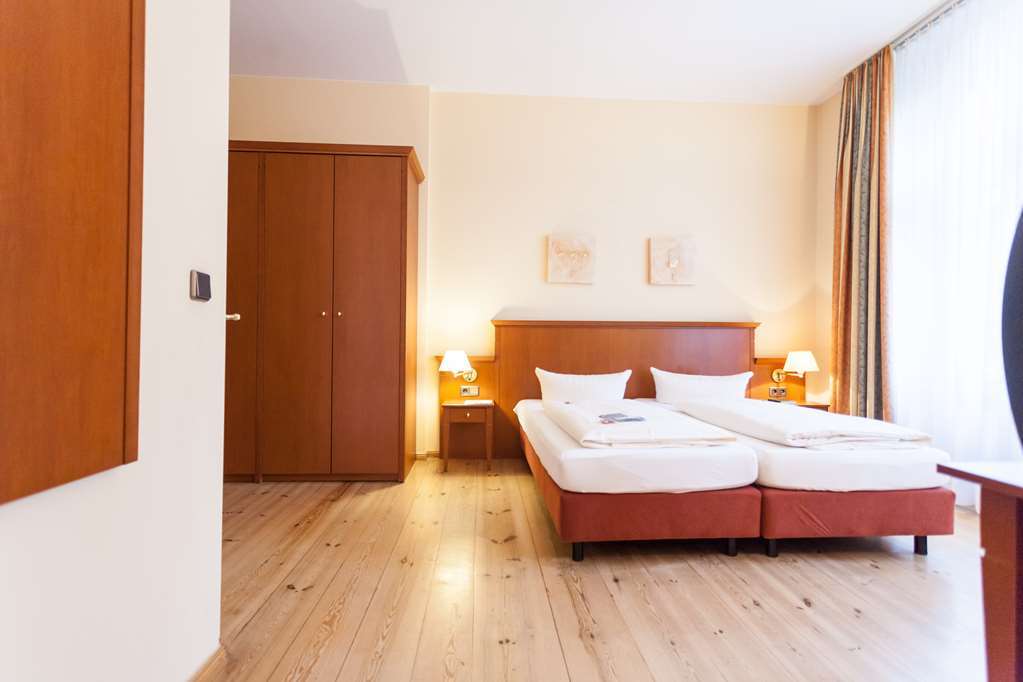 Martas Hotel Berlin-Mitte Стая снимка